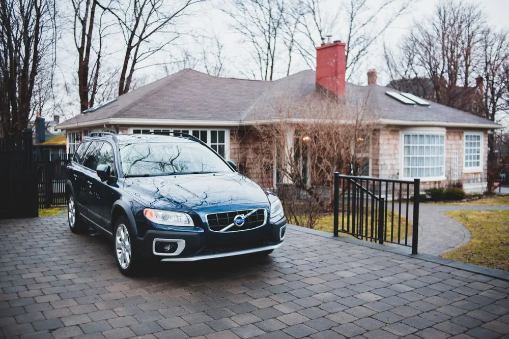 Keeping your car in the driveway after avoiding vehicle repossession in Canada