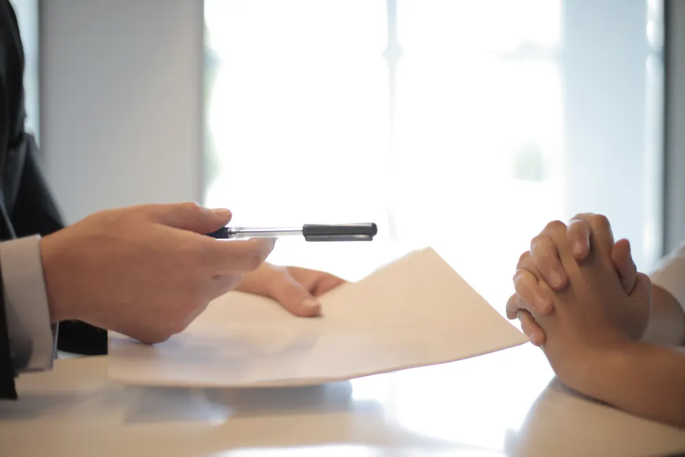 Zero down car loans Canada: signing a no-money-down agreement