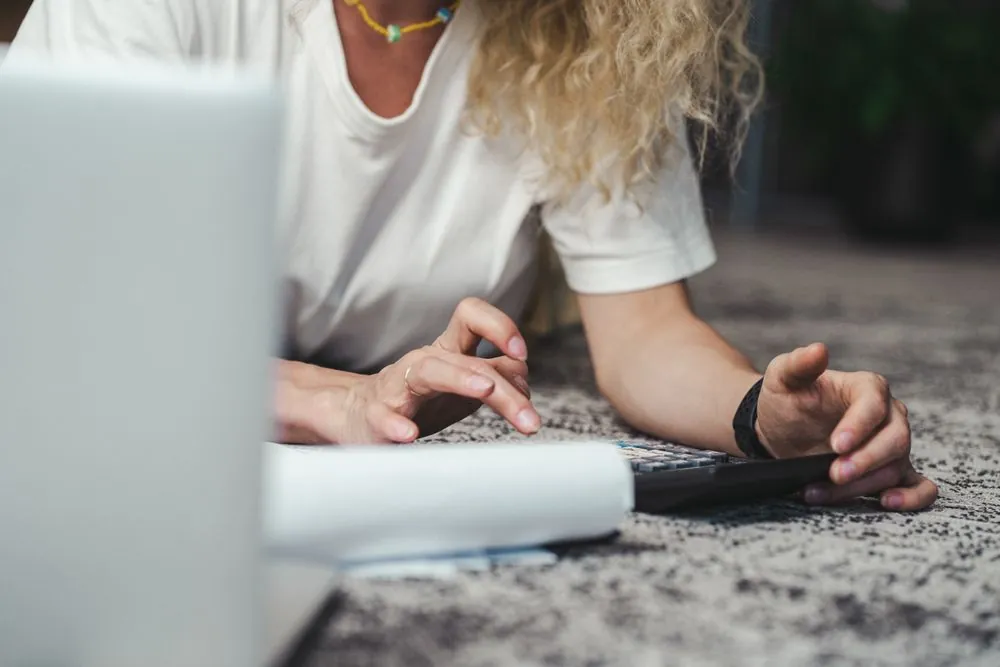 Calculating refinance auto loan savings on a $20,000 balance